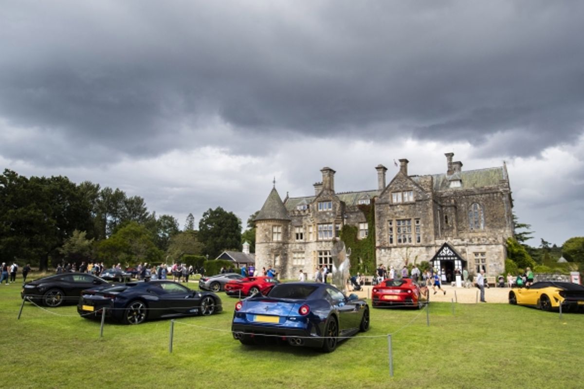Snap up the last few Beaulieu Supercar Weekend early bird tickets