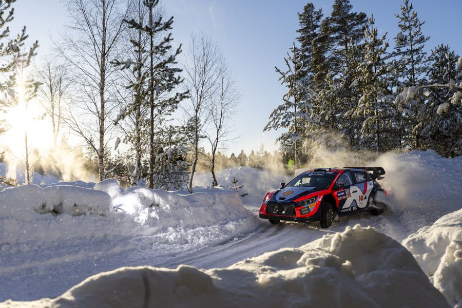 Lappi on cusp of WRC Rally Sweden victory Saturday evening