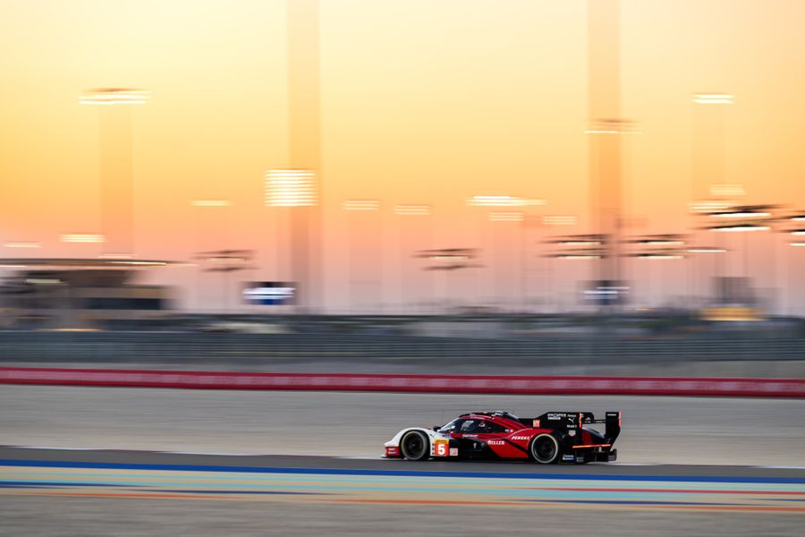 Porsche unbeaten in both Qatar WEC practice sessions 