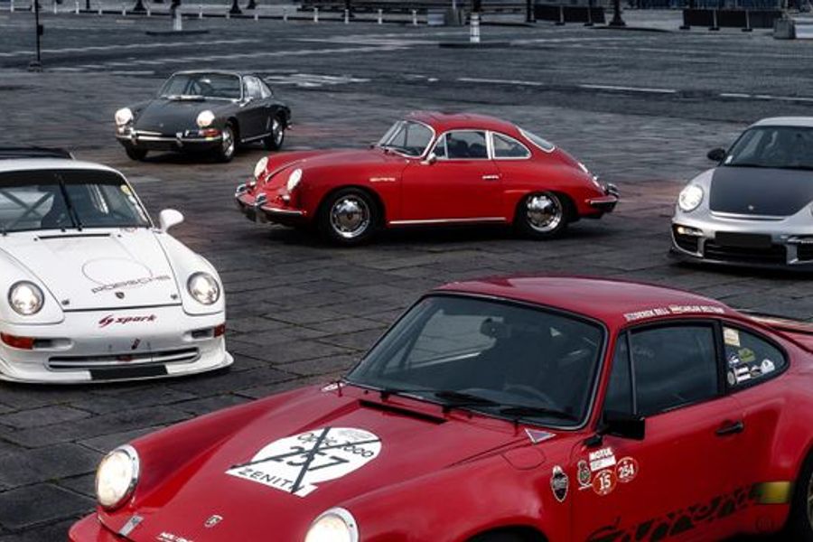 Aguttes Tour Auto Classic Cars & Automobilia Sale