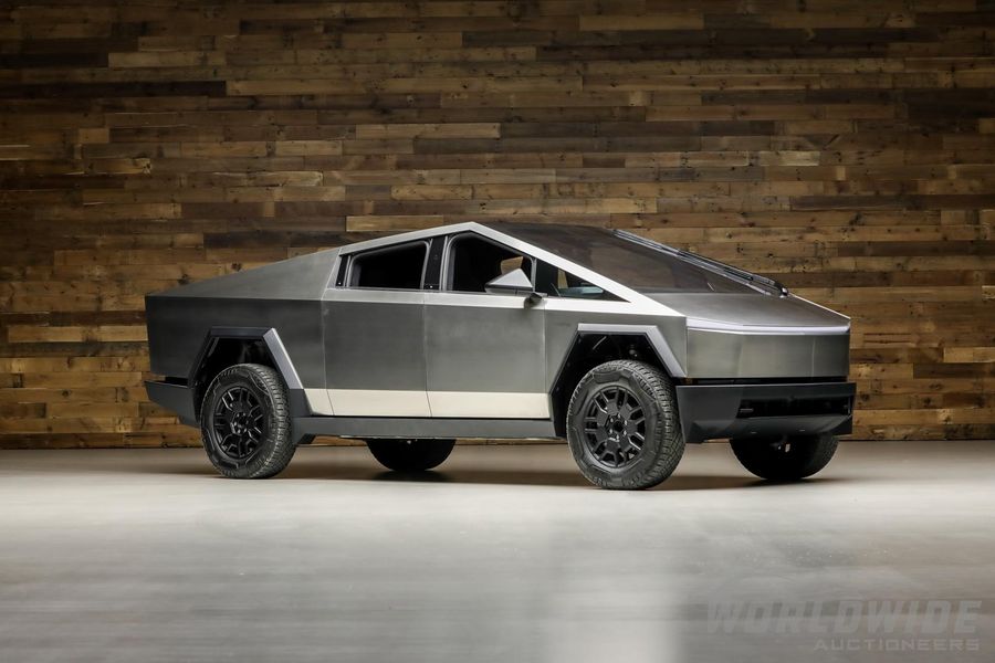  Tesla Cybertruck @ Worldwide Auctioneers The Enthusiast Auction