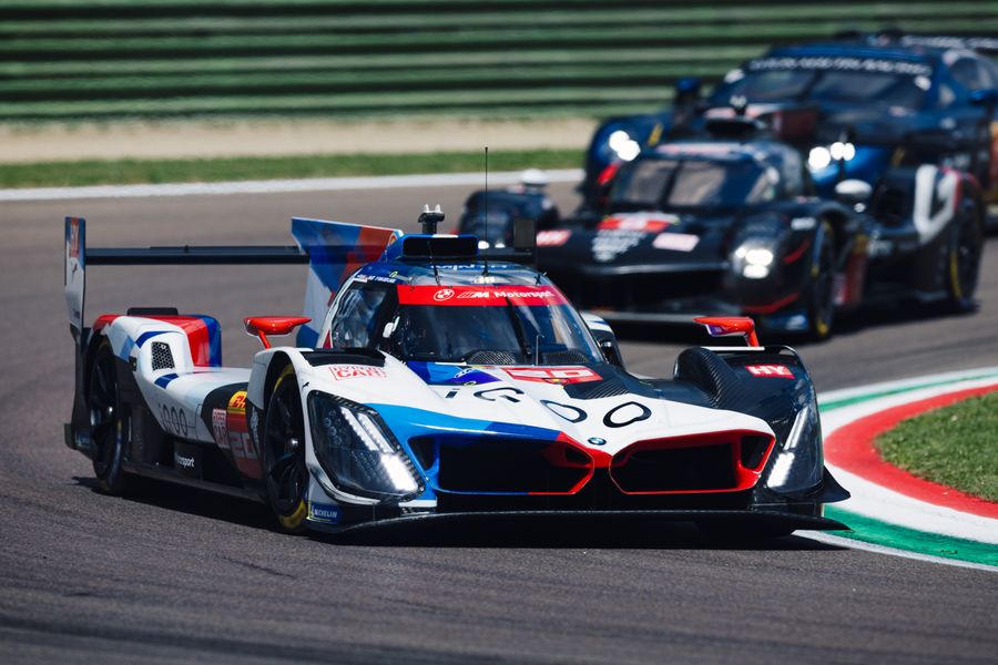 1-2 WEC LMGT3 victory for Team WRT at Imola, 6th for hypercar crew