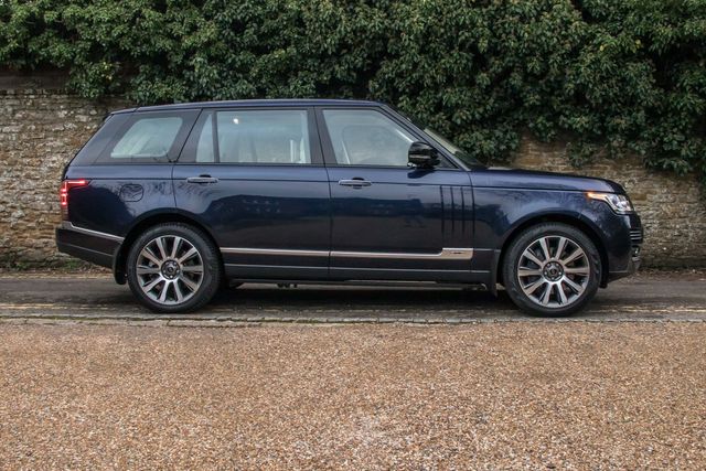 2016 Range Rover SDV8 Autobiography LWB 4.4 Litre - Ex HM Queen of England/Windsor/Obama State visit example 