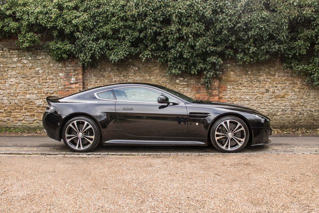 2010 Aston Martin  V12 Vantage Carbon Black  