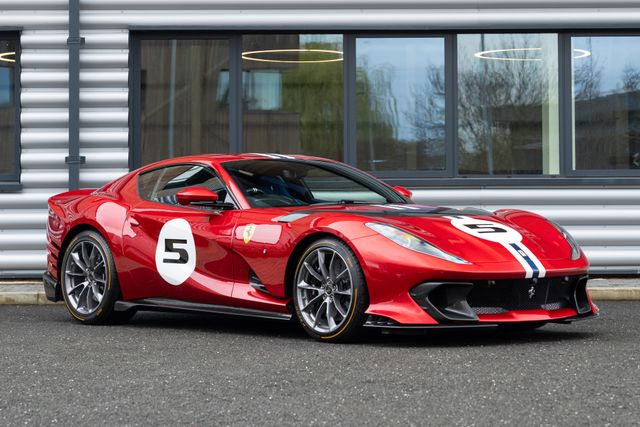 2023 Ferrari 812 Competizione